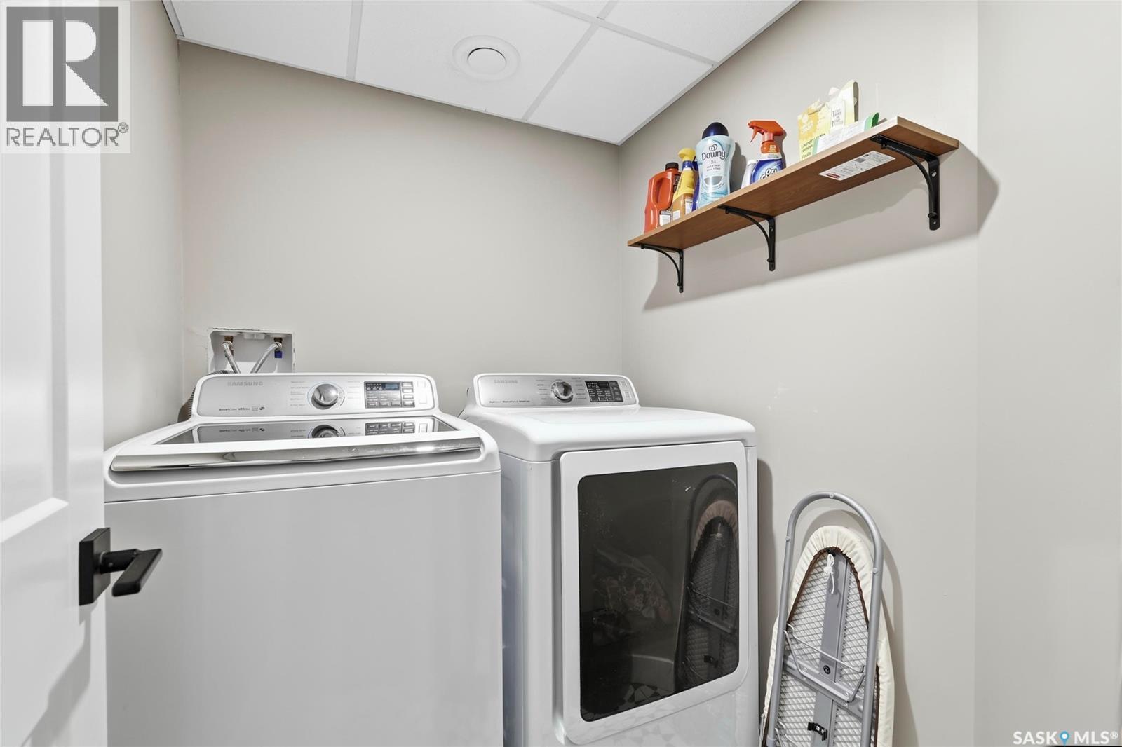 80 Cameron Crescent, Regina, SK - Indoor Photo Showing Laundry Room