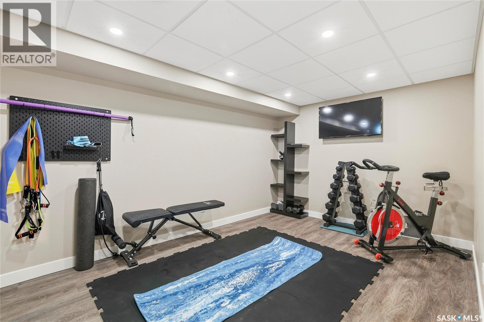 80 Cameron Crescent, Regina, SK - Indoor Photo Showing Gym Room