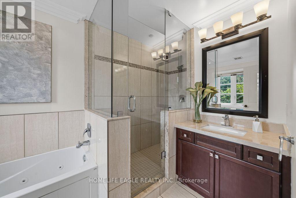Primary Ensuite Angle 1 - 133 Park Street, Toronto, ON