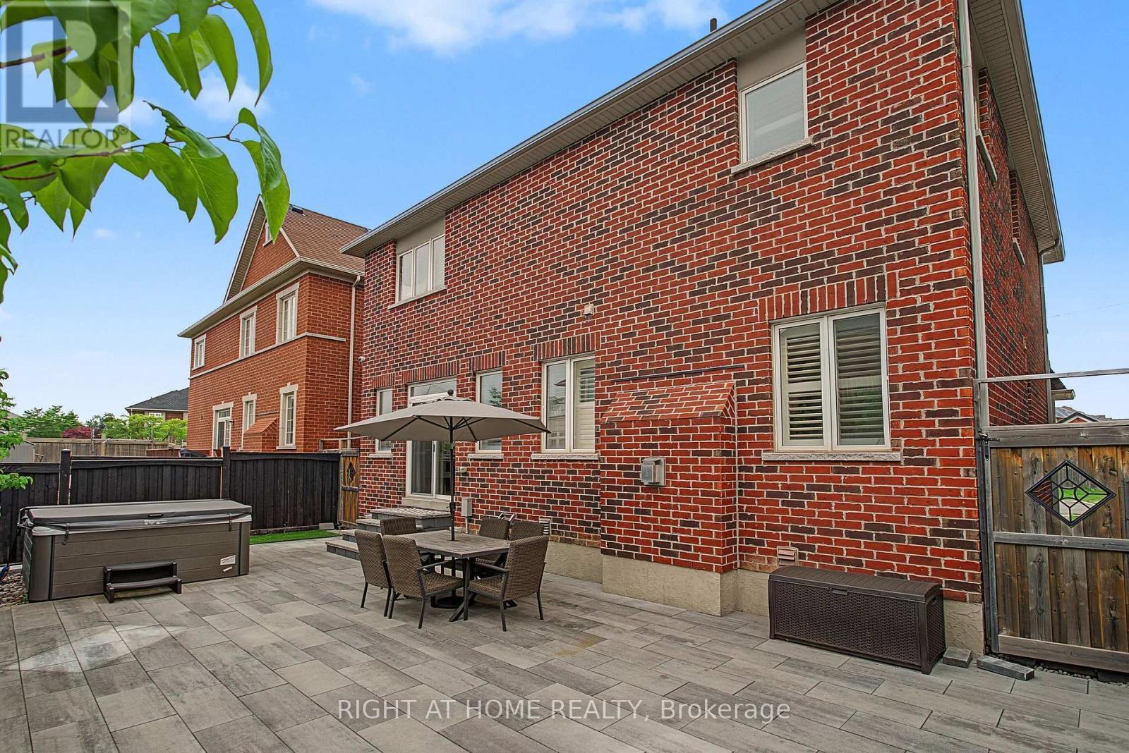 3190 Southwind Road, Mississauga, ON - Outdoor With Exterior