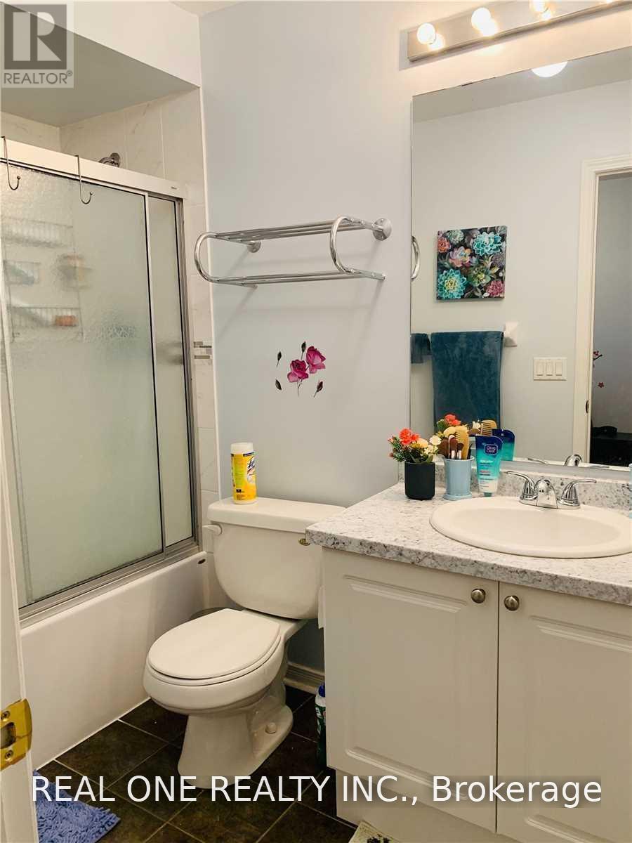 3130 Cabano Crescent, Mississauga, ON - Indoor Photo Showing Bathroom