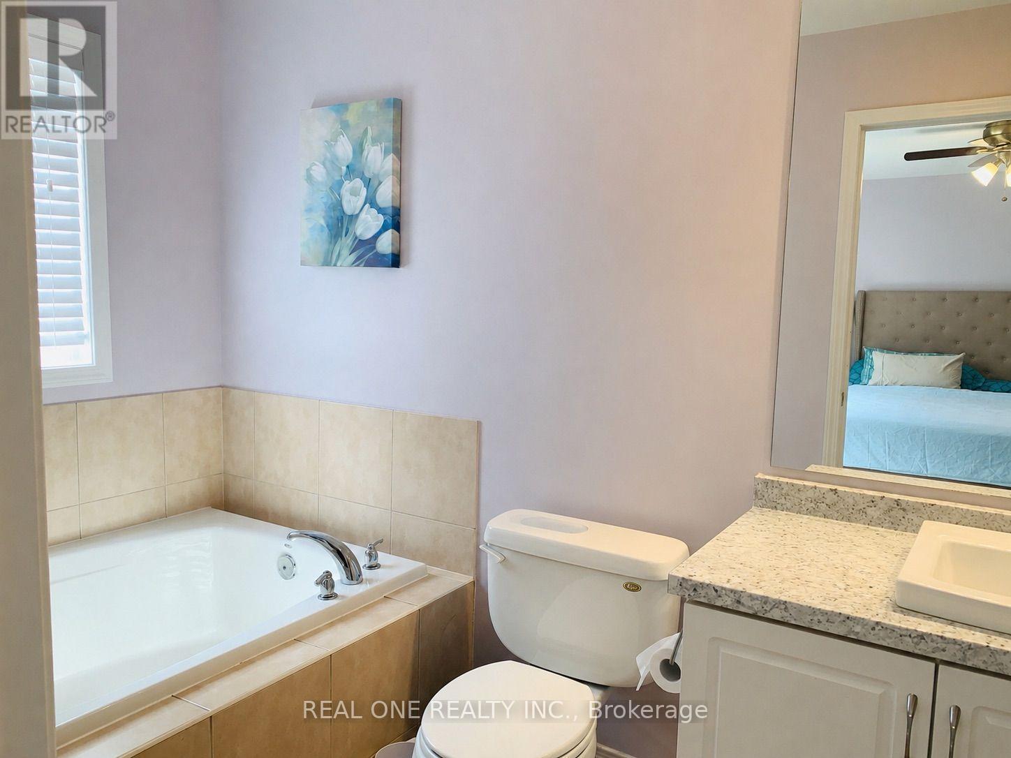 3130 Cabano Crescent, Mississauga, ON - Indoor Photo Showing Bathroom