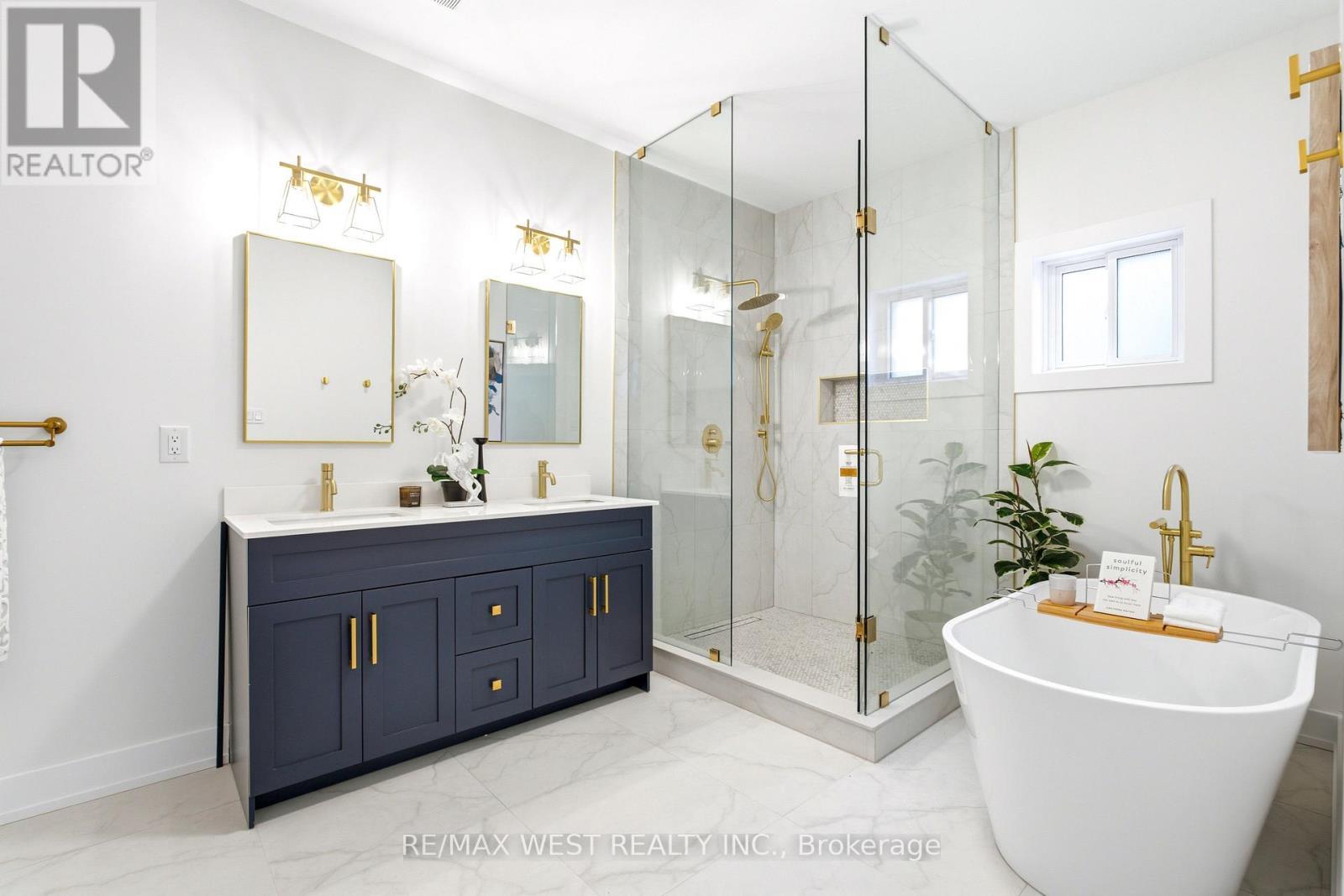 3163 Rolling Stone Court, Mississauga, ON - Indoor Photo Showing Bathroom