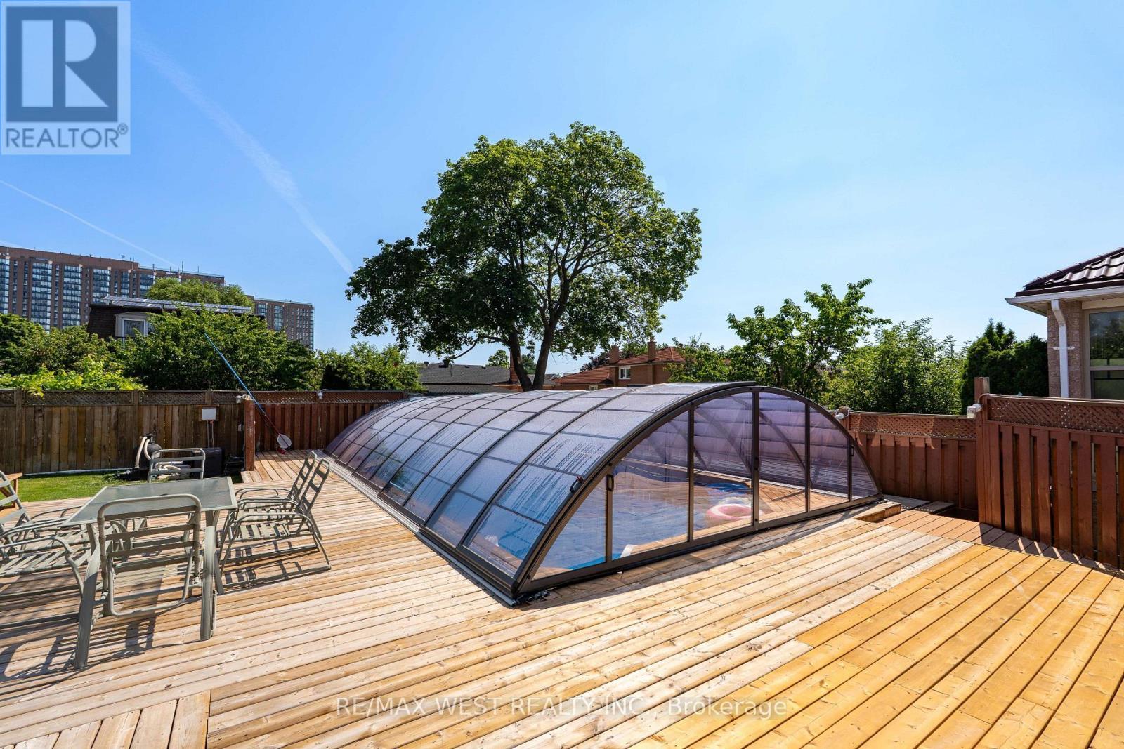3163 Rolling Stone Court, Mississauga, ON - Outdoor