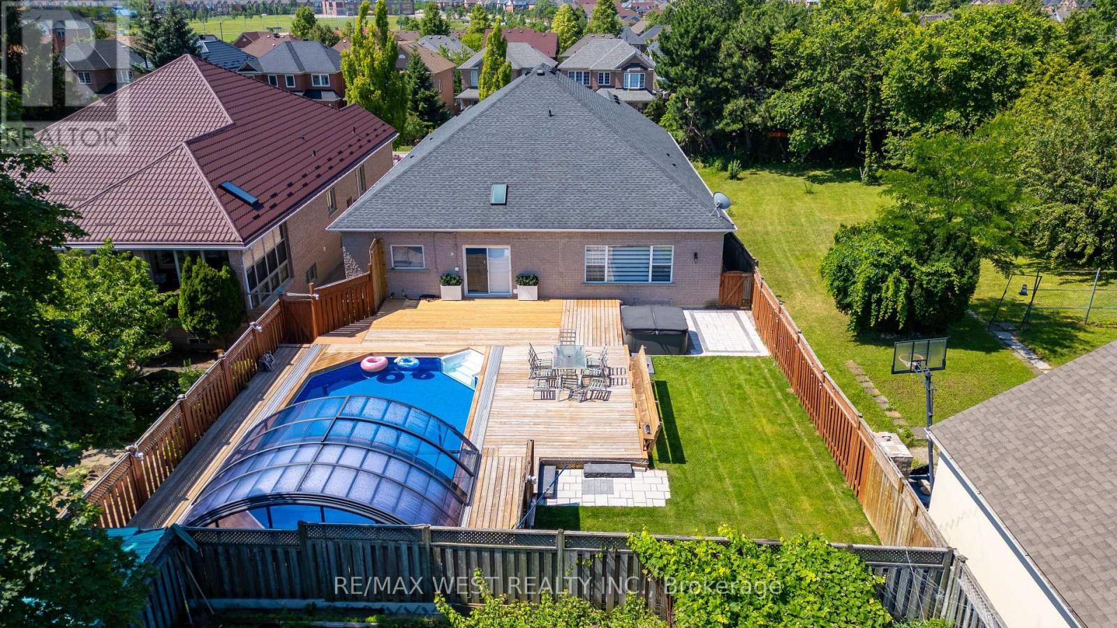 3163 Rolling Stone Court, Mississauga, ON - Outdoor