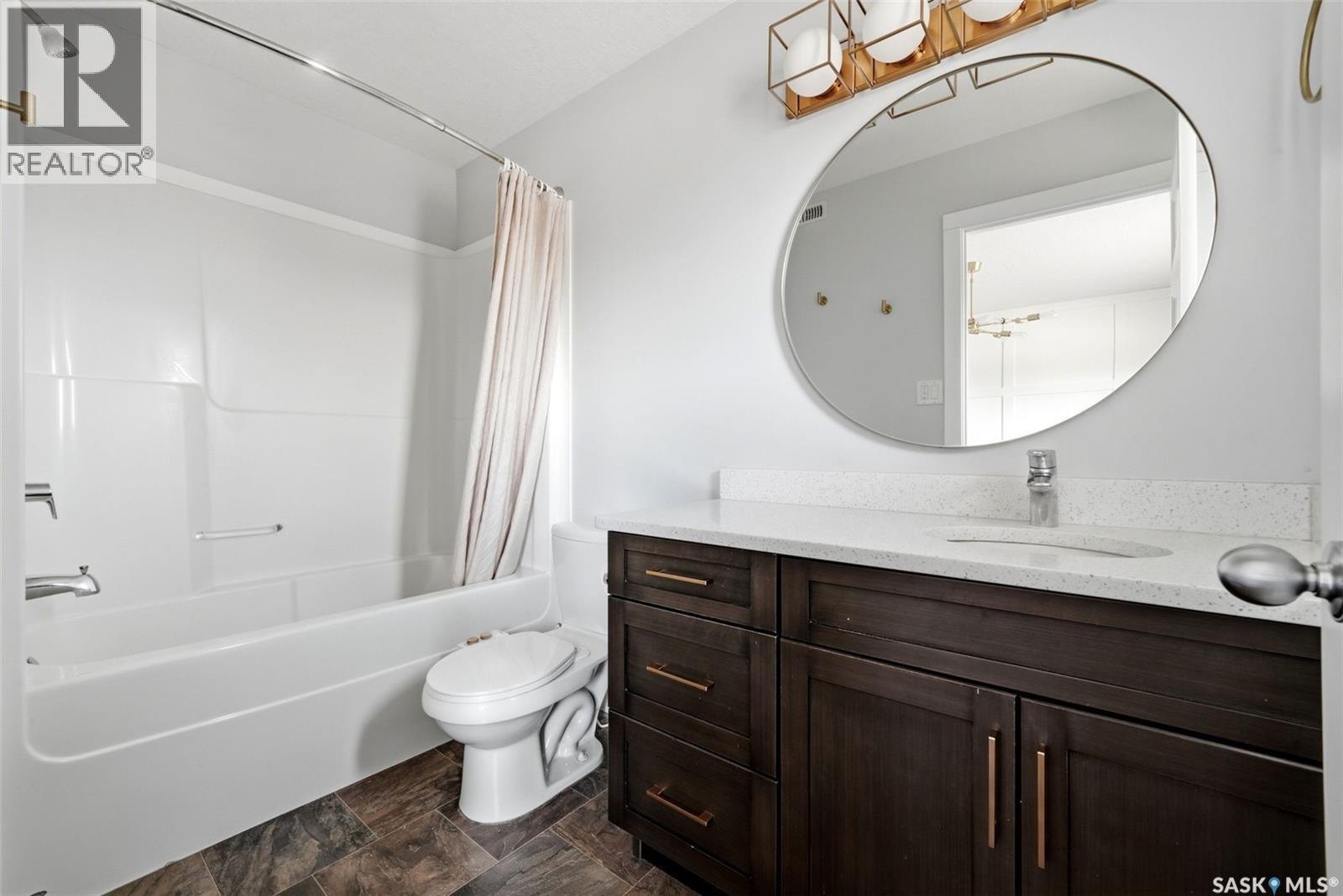 4354 Green Olive Way E, Regina, SK - Indoor Photo Showing Bathroom