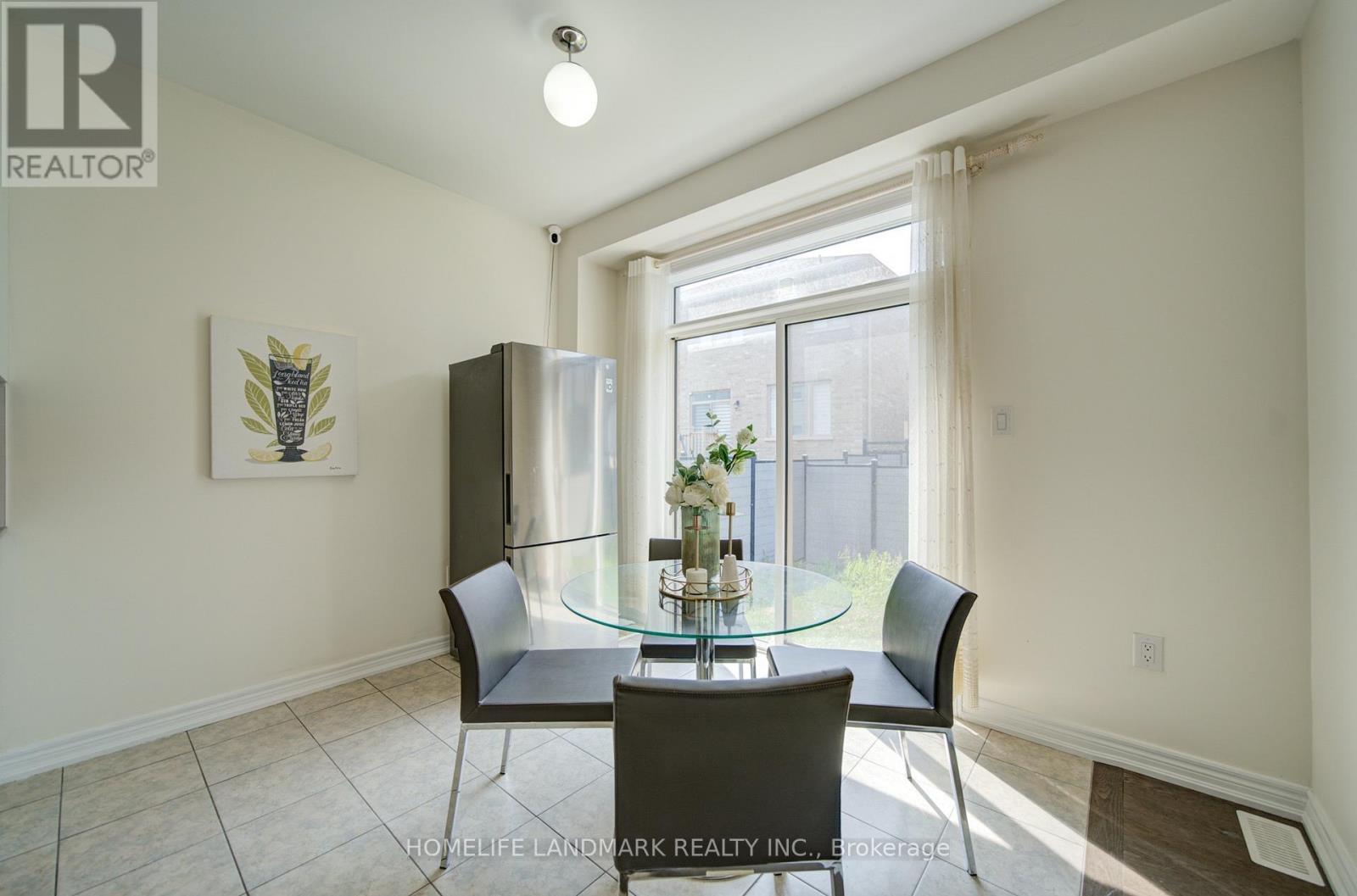 77 Mccague Avenue, Richmond Hill, ON - Indoor Photo Showing Dining Room