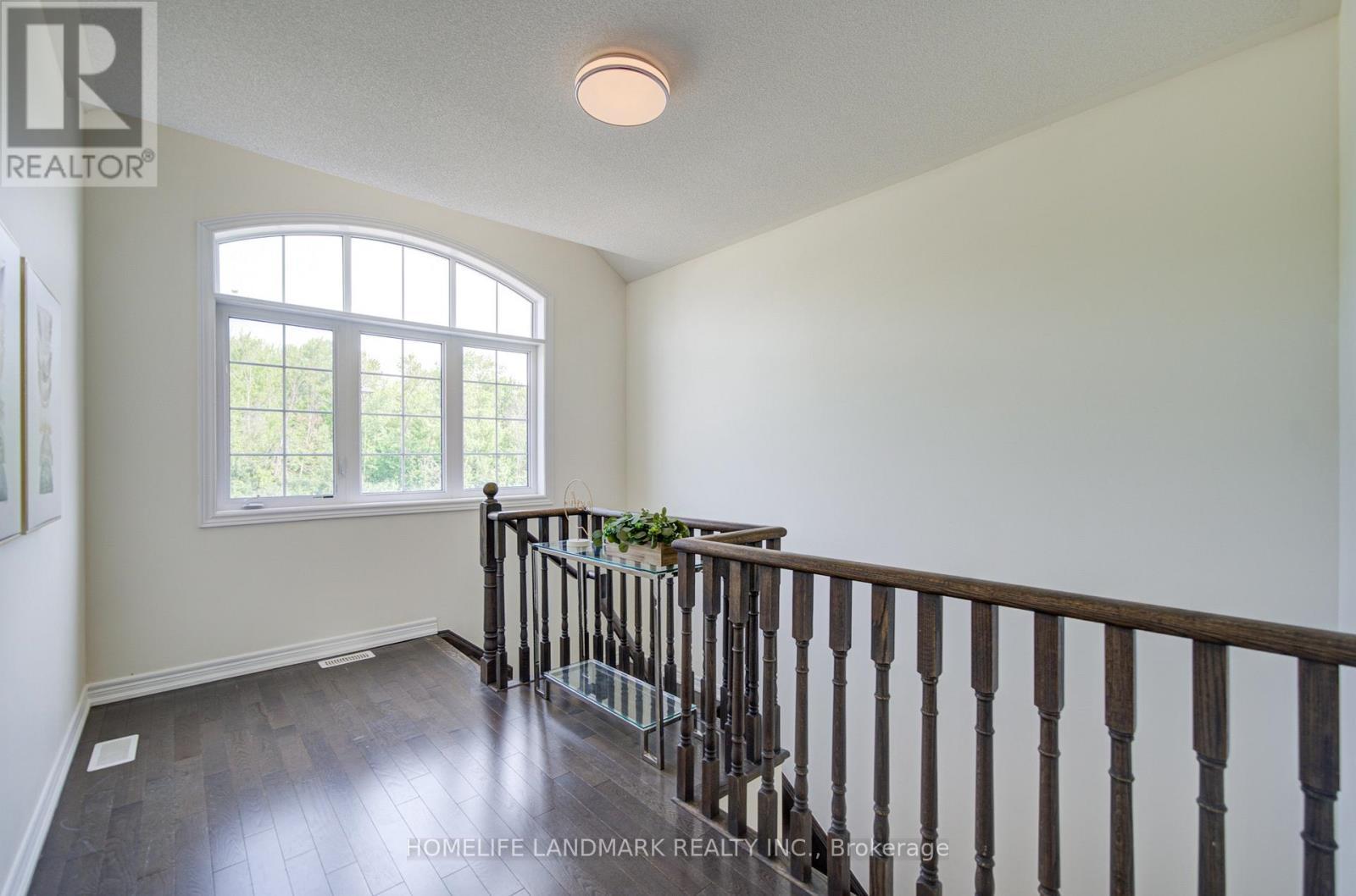 77 Mccague Avenue, Richmond Hill, ON - Indoor Photo Showing Other Room