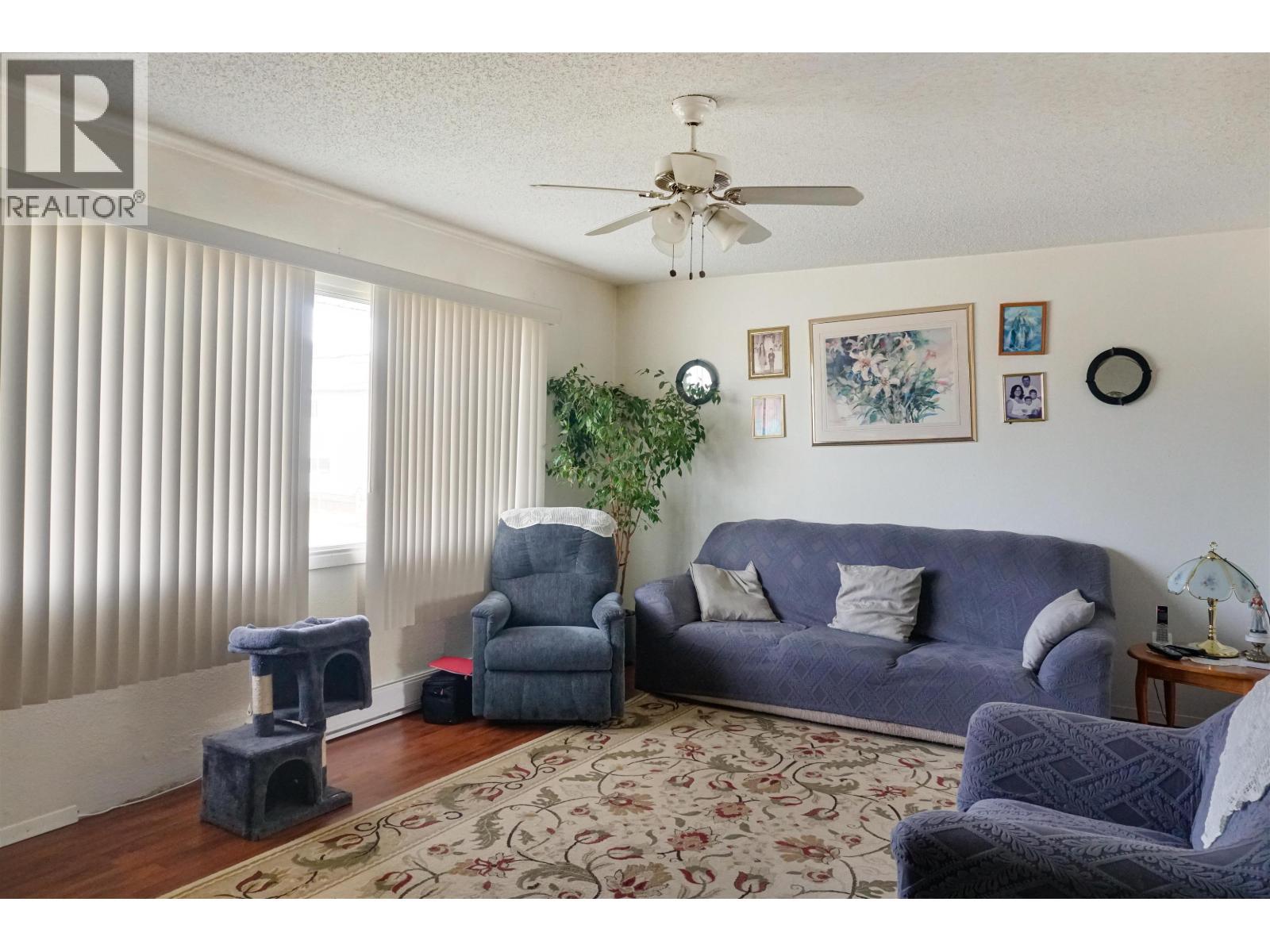 5 Grebe Street, Kitimat, BC - Indoor Photo Showing Living Room
