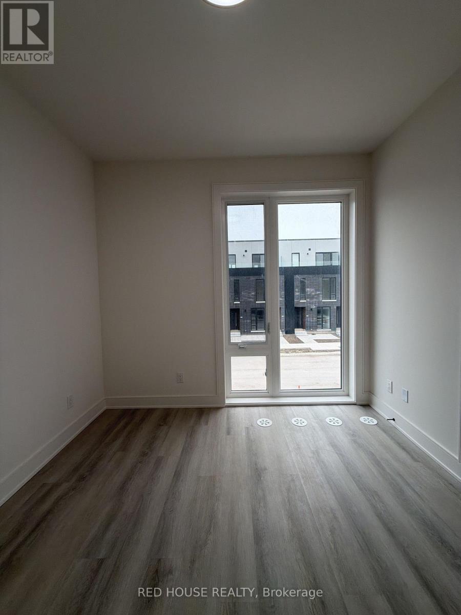 155 Everett Common, St. Catharines, ON - Indoor Photo Showing Other Room