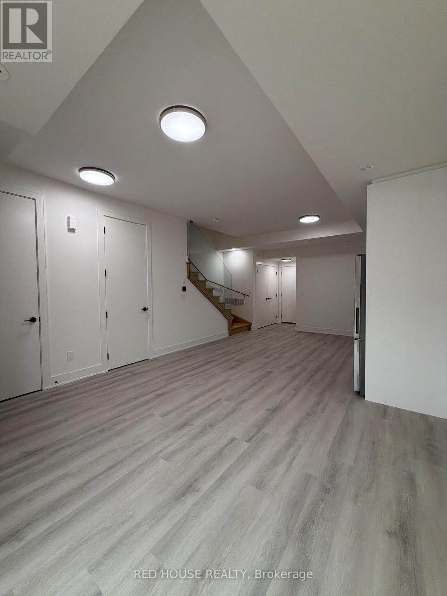 155 Everett Common, St. Catharines, ON - Indoor