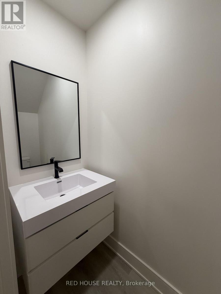 155 Everett Common, St. Catharines, ON - Indoor Photo Showing Bathroom