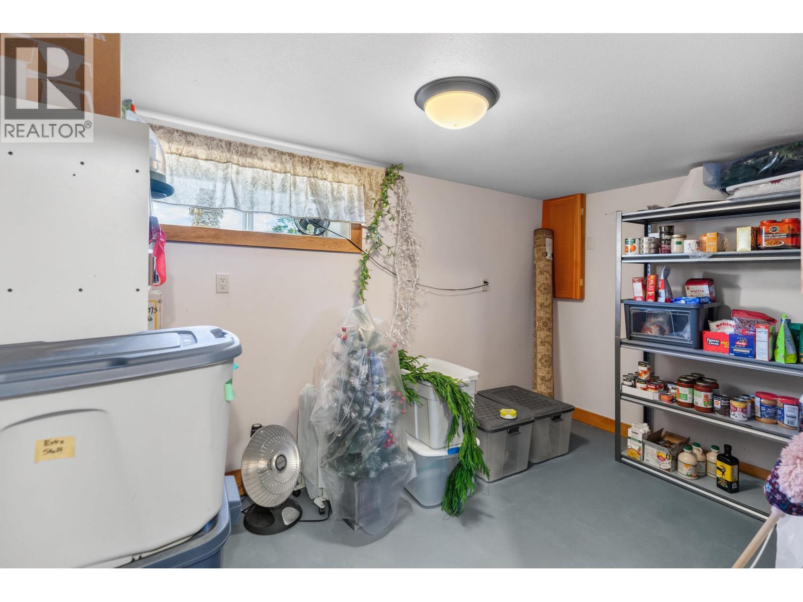 1036 Sackner Road, Vanderhoof, BC - Indoor