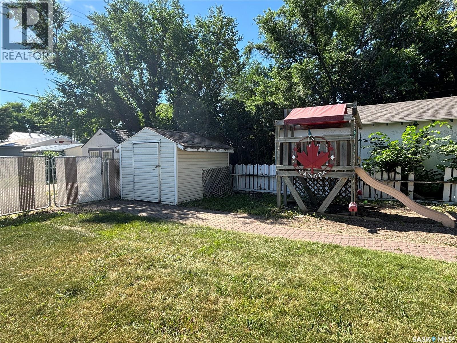 208 Herbert Street, Maple Creek, SK - Outdoor With Deck Patio Veranda