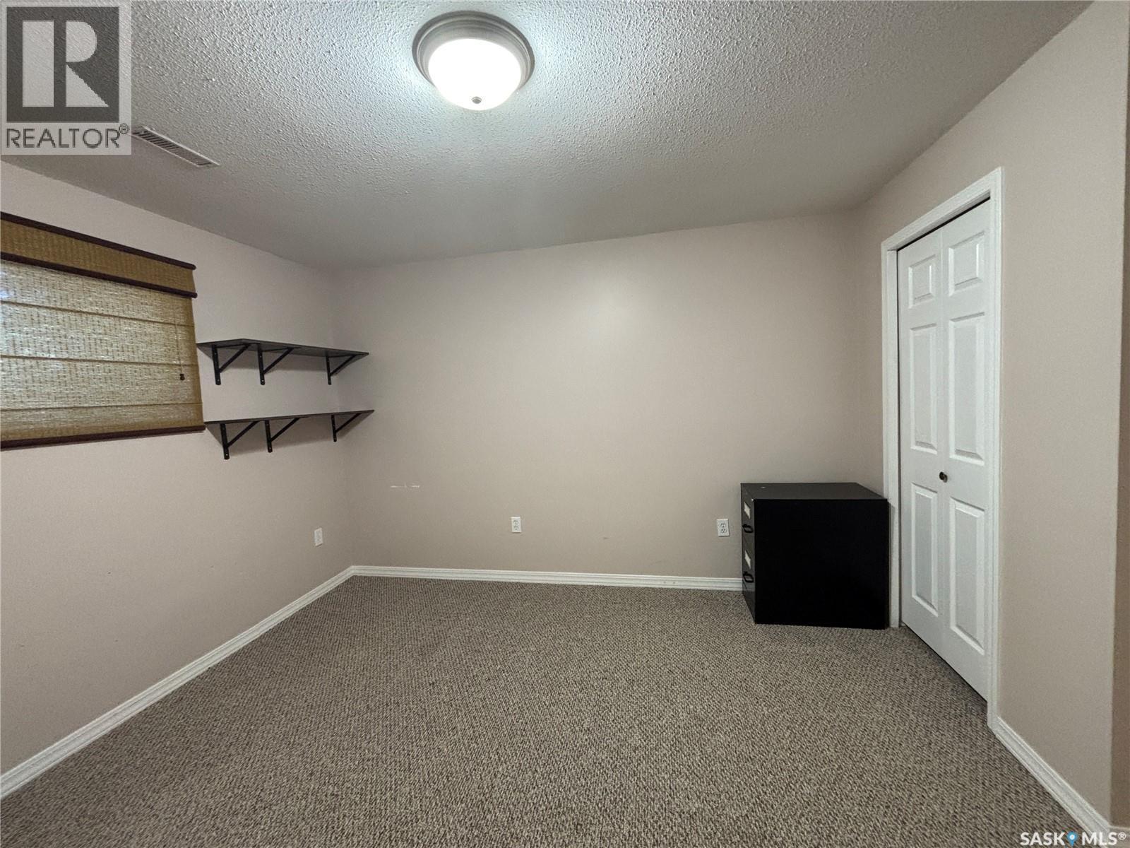 208 Herbert Street, Maple Creek, SK - Indoor Photo Showing Other Room