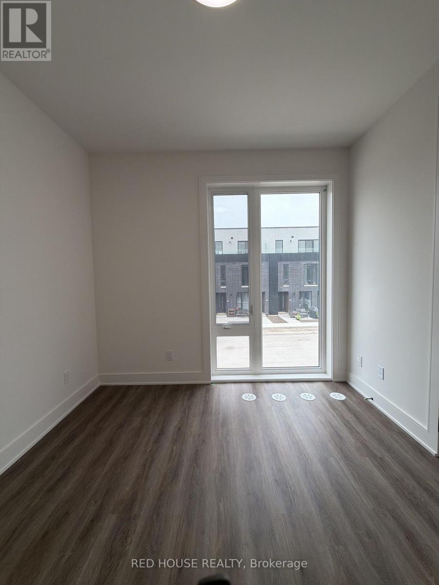 171 Everett Common, St. Catharines, ON - Indoor Photo Showing Other Room