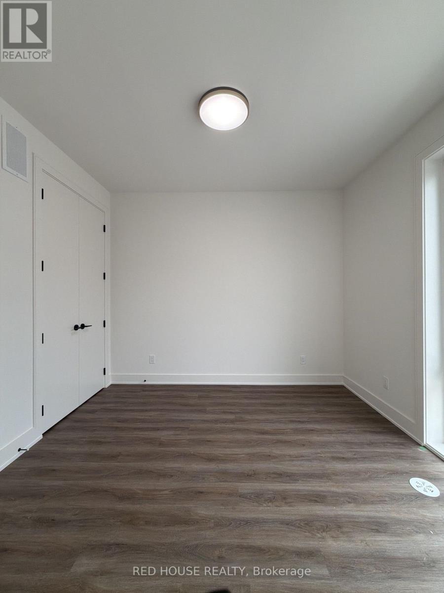 171 Everett Common, St. Catharines, ON - Indoor Photo Showing Other Room