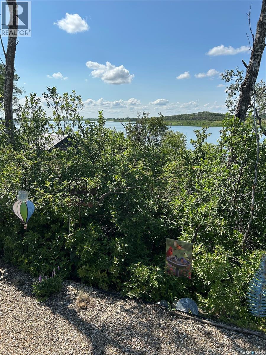86 Enchanted Loop Deep Woods Rv Campgound, Wakaw Lake, SK