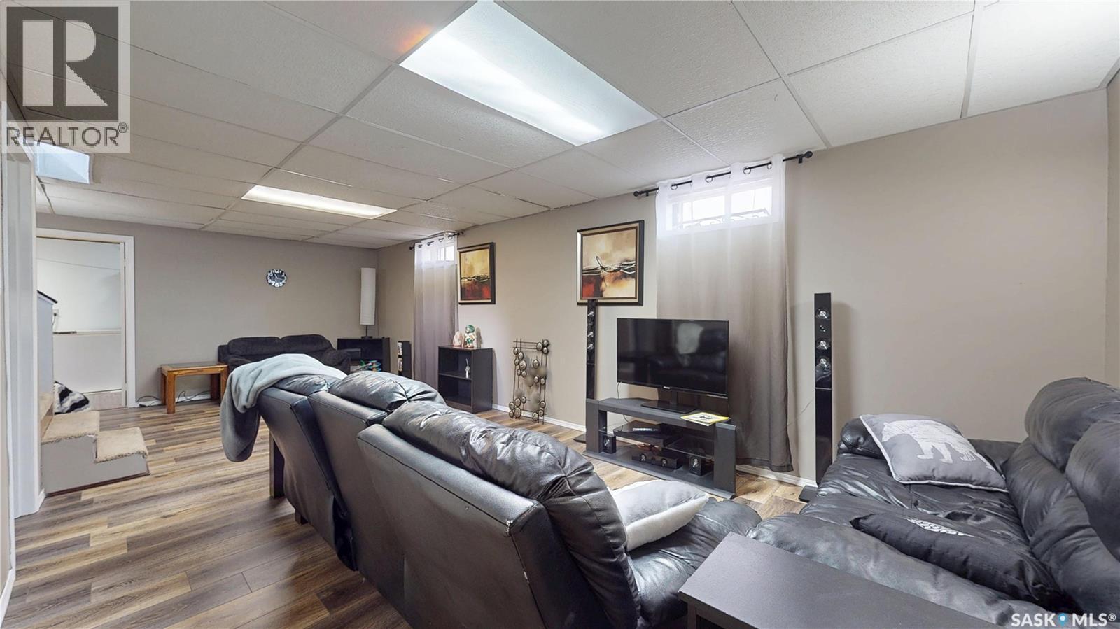 1358 Lakewood Crescent N, Regina, SK - Indoor Photo Showing Basement