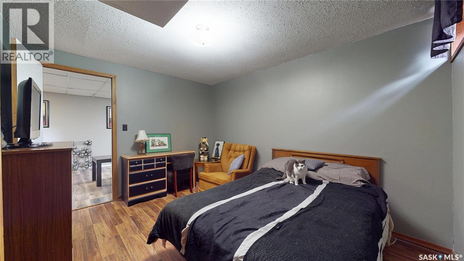 1358 Lakewood Crescent N, Regina, SK - Indoor Photo Showing Bedroom