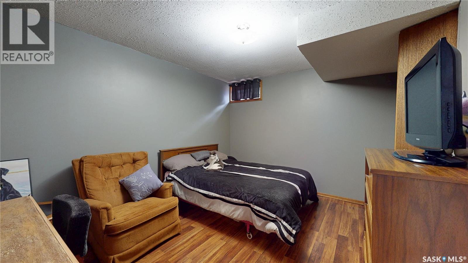 1358 Lakewood Crescent N, Regina, SK - Indoor Photo Showing Bedroom