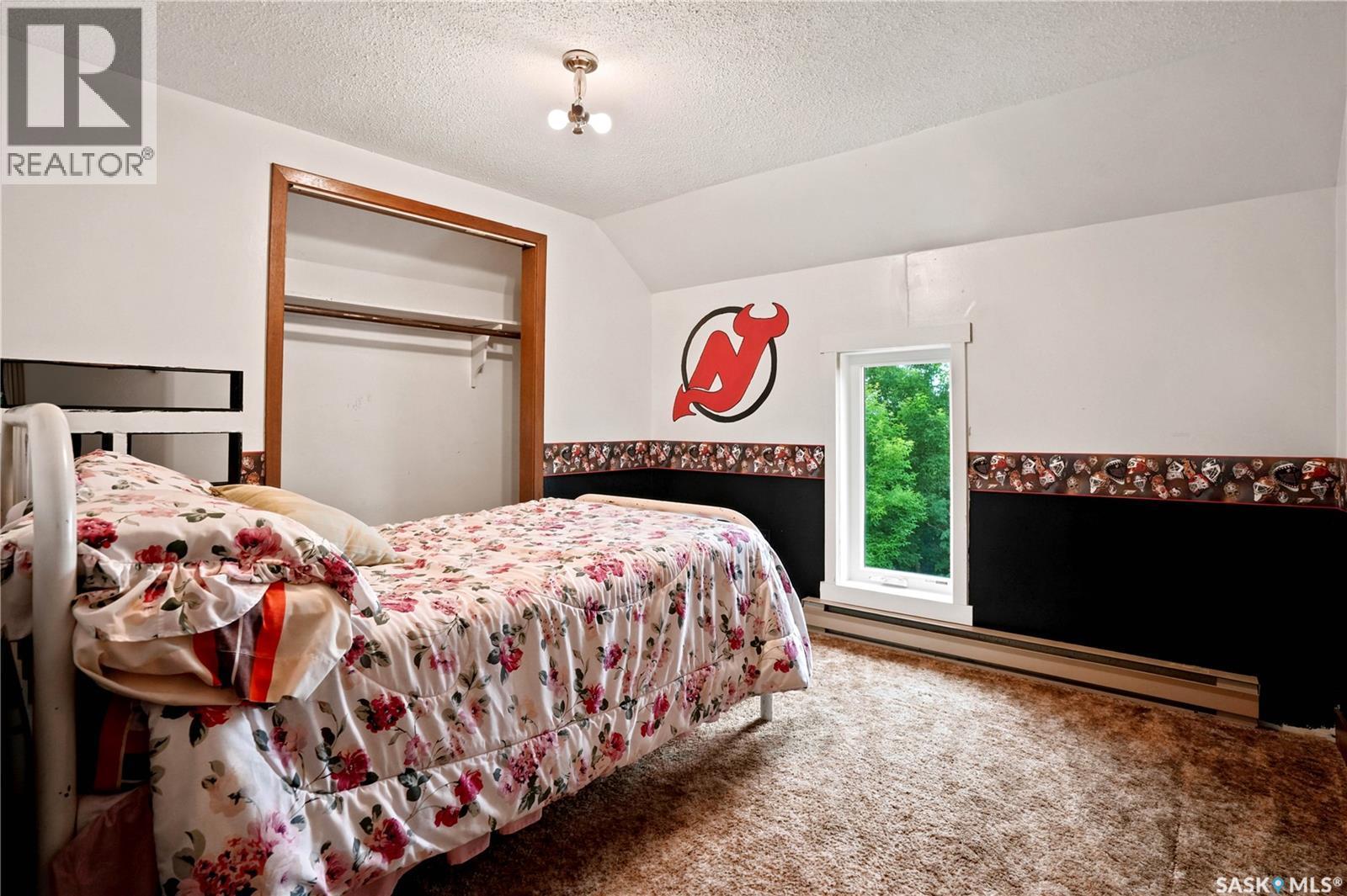 300 Main Street, Dysart, SK - Indoor Photo Showing Bedroom