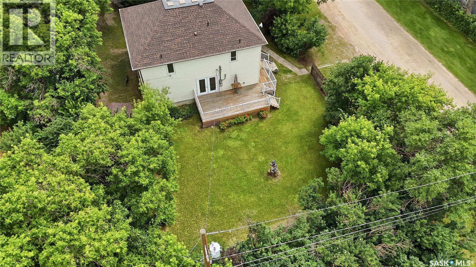 300 Main Street, Dysart, SK - Outdoor