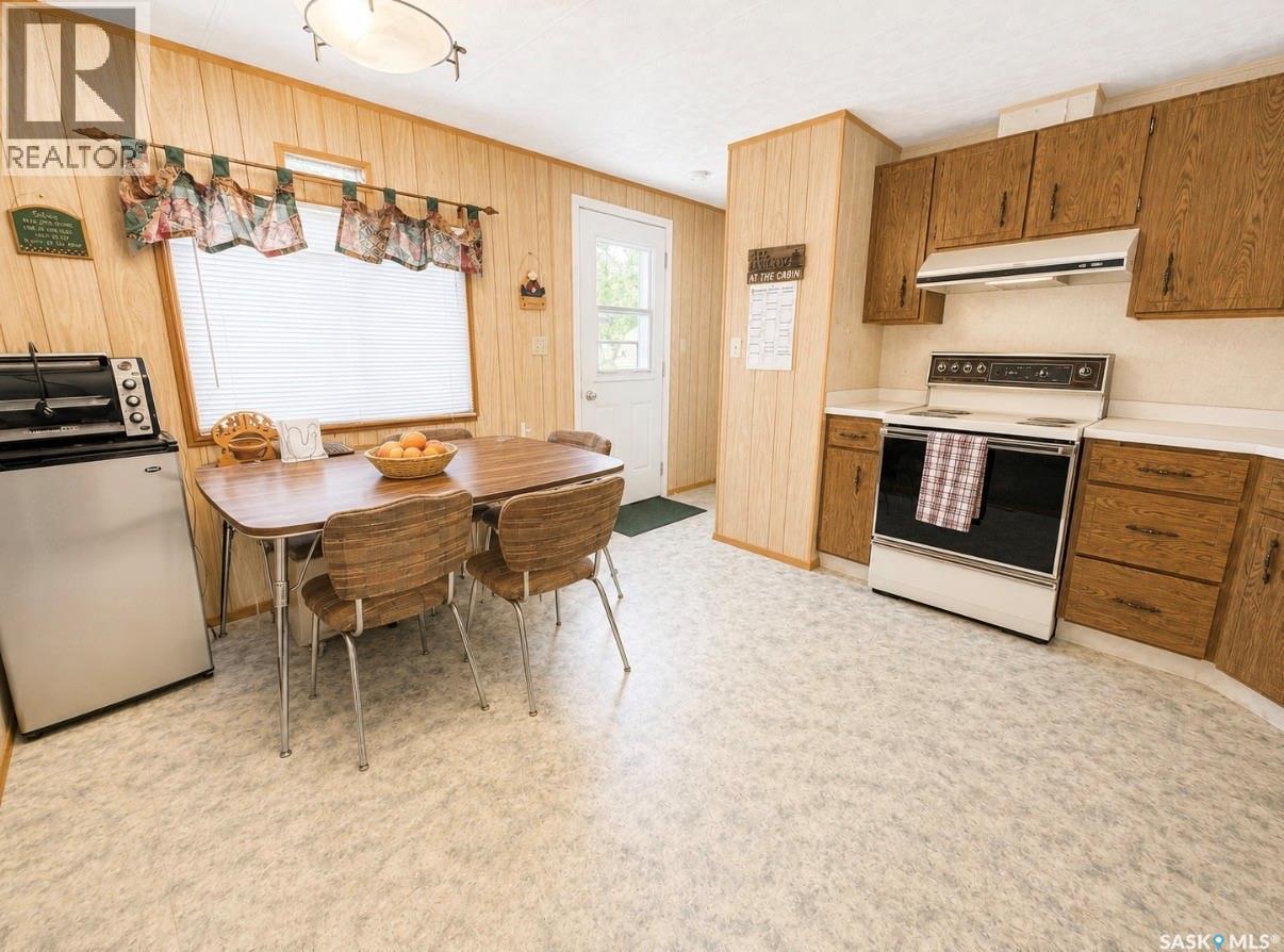 Palliser Lakeview, Diefenbaker Lake, SK - Indoor Photo Showing Kitchen
