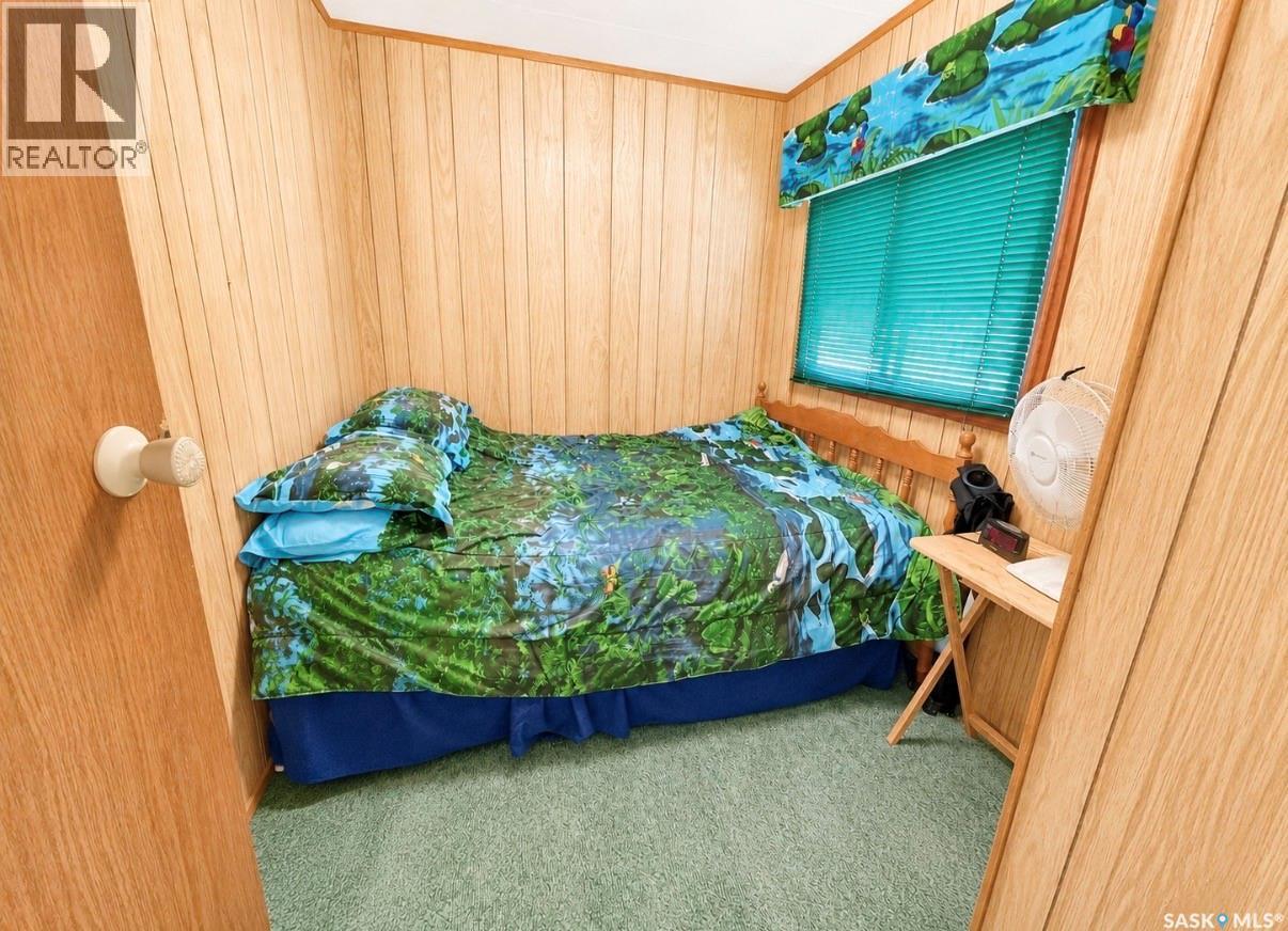 Palliser Lakeview, Diefenbaker Lake, SK - Indoor Photo Showing Bedroom