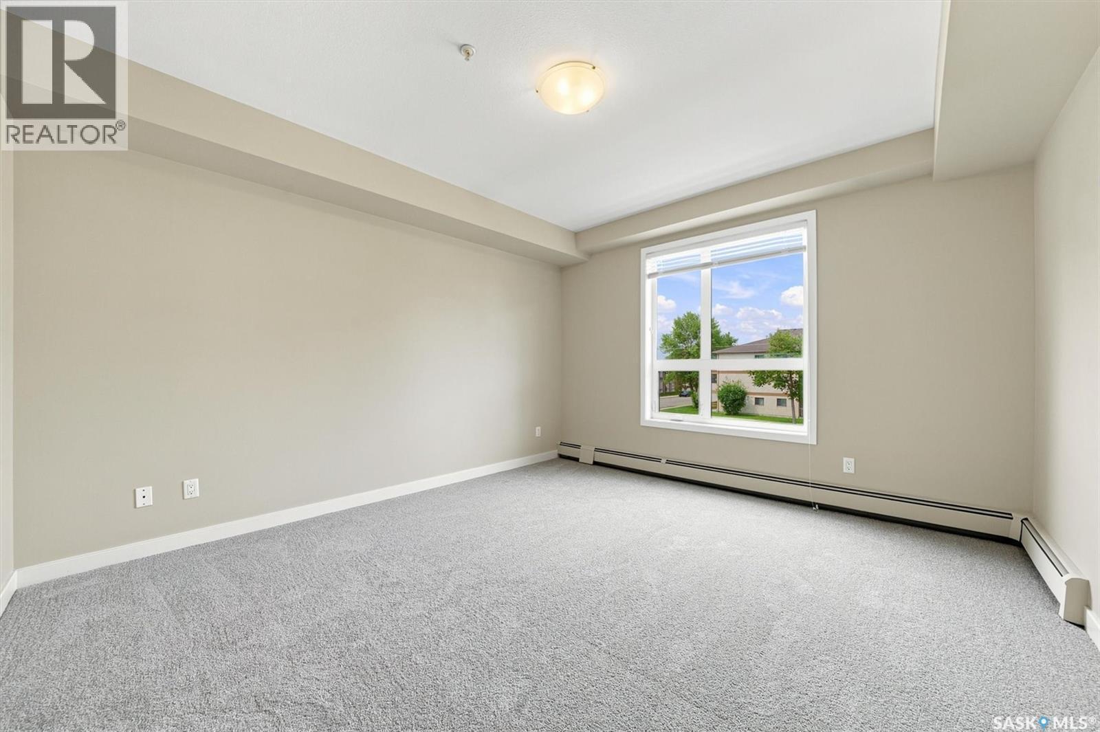 210 1015 Moss Avenue, Saskatoon, SK - Indoor Photo Showing Other Room