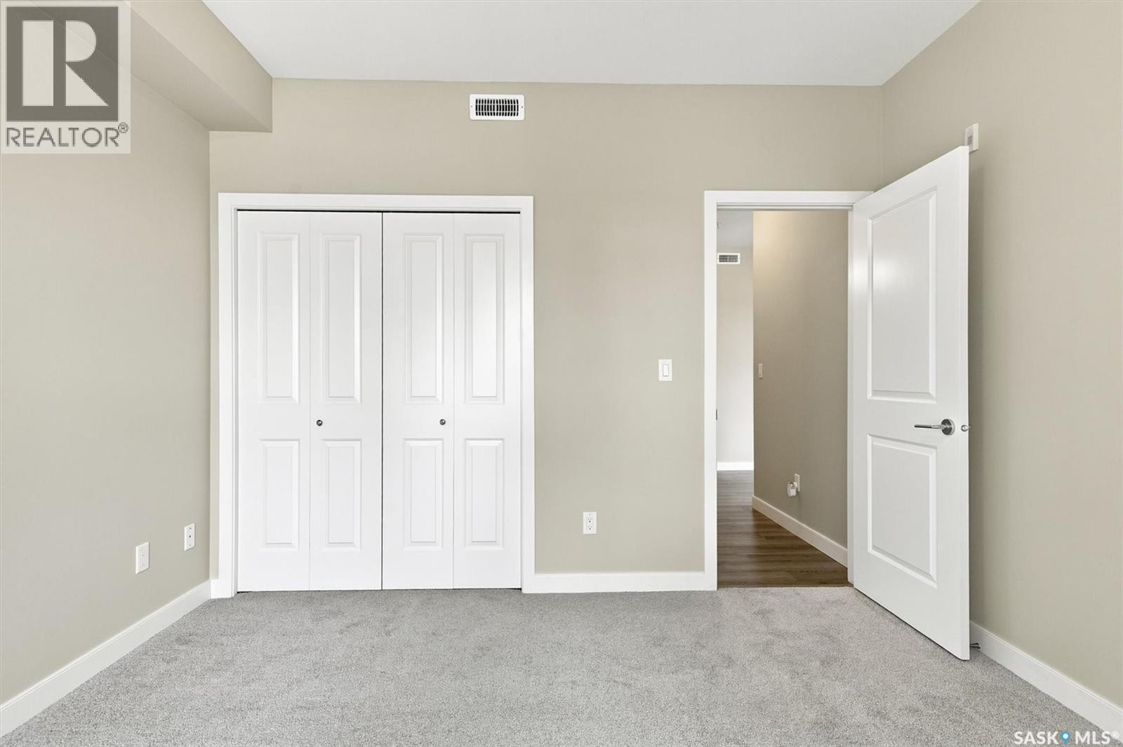 210 1015 Moss Avenue, Saskatoon, SK - Indoor