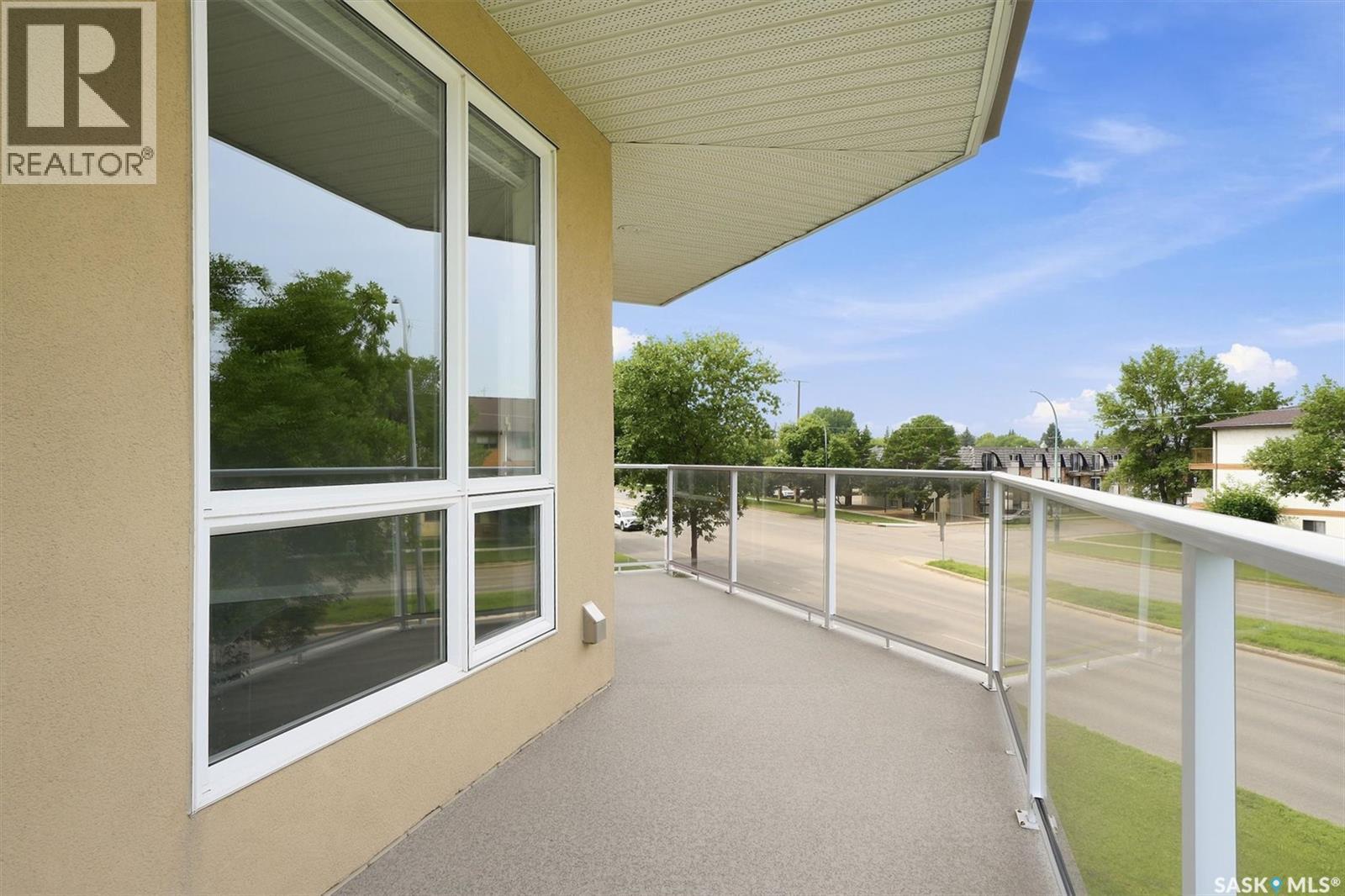 210 1015 Moss Avenue, Saskatoon, SK - Outdoor With Balcony With Exterior