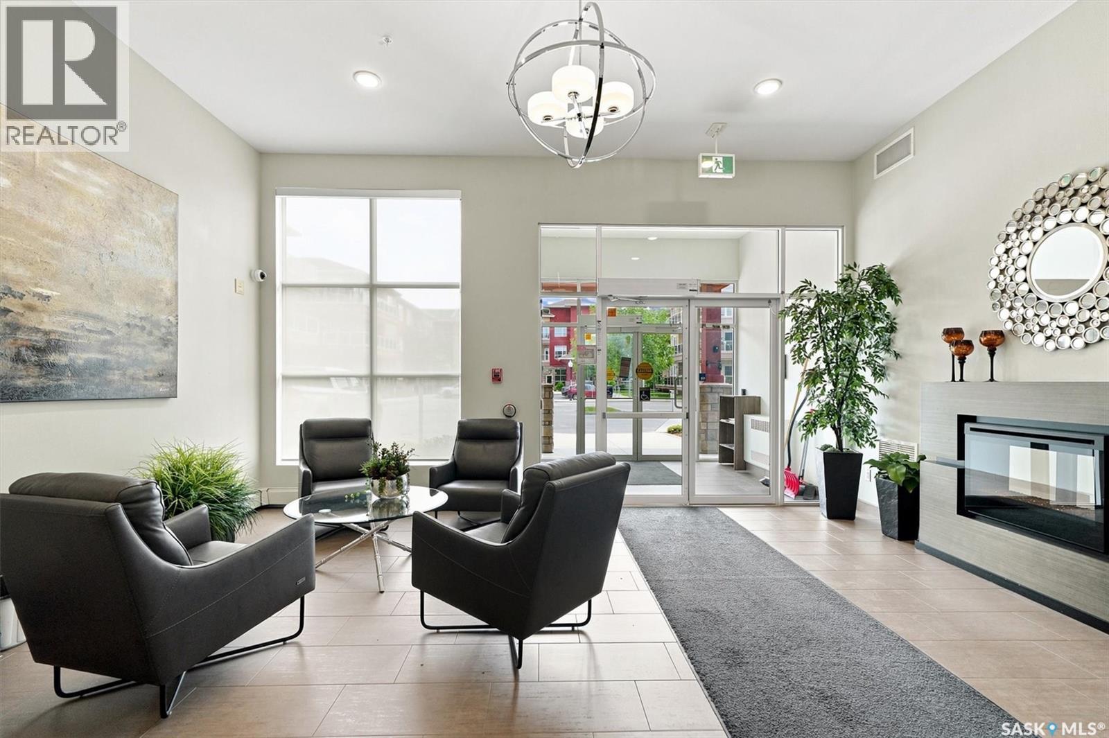 210 1015 Moss Avenue, Saskatoon, SK - Indoor