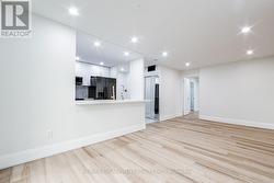 1603 - 285 ENFIELD PLACE Mississauga, ON L5B 3Y6