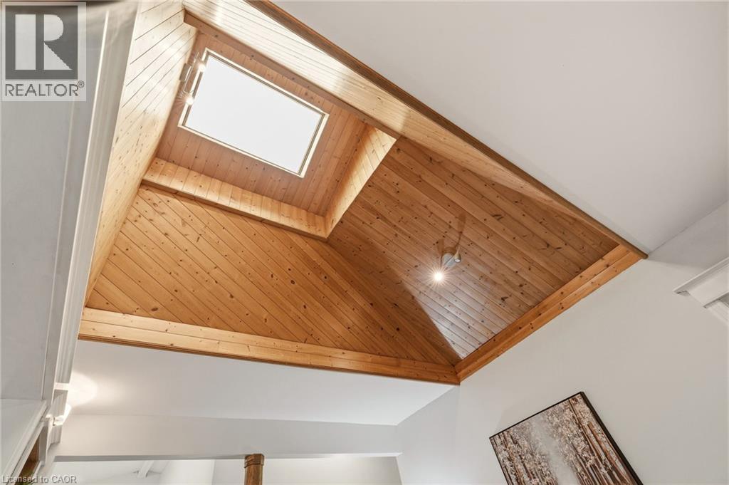 318 10Th Concession Road E, Freelton, ON - Indoor Photo Showing Other Room