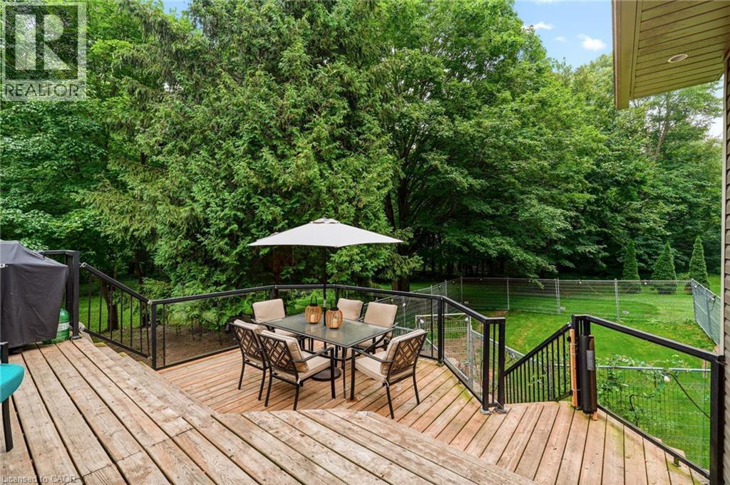 318 10Th Concession Road E, Freelton, ON - Outdoor With Deck Patio Veranda