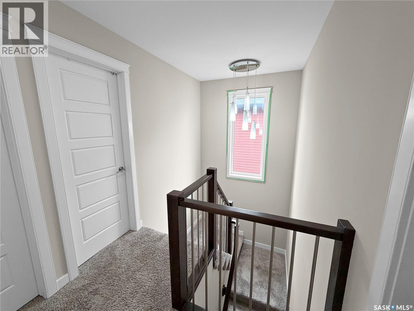 526 Maple Crescent, Warman, SK - Indoor Photo Showing Other Room