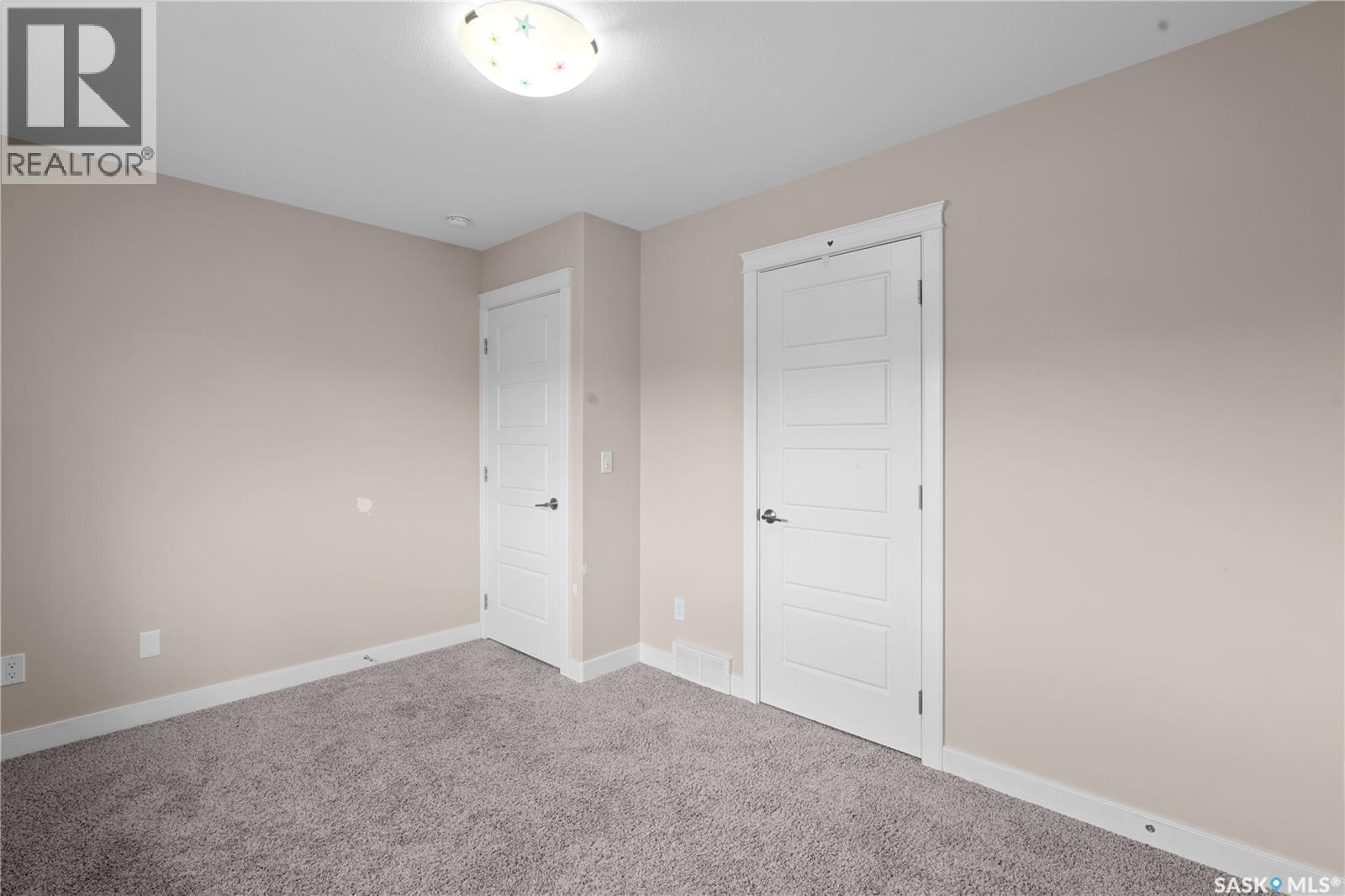 526 Maple Crescent, Warman, SK - Indoor Photo Showing Other Room