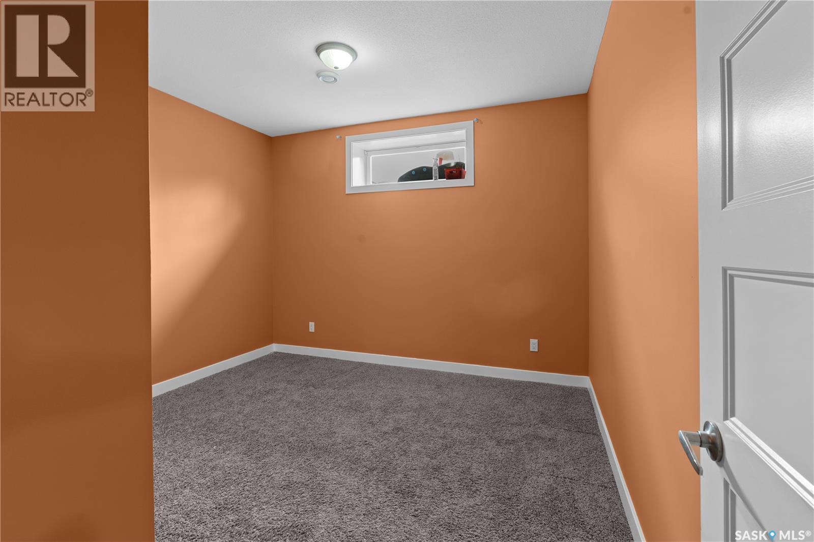 526 Maple Crescent, Warman, SK - Indoor Photo Showing Other Room