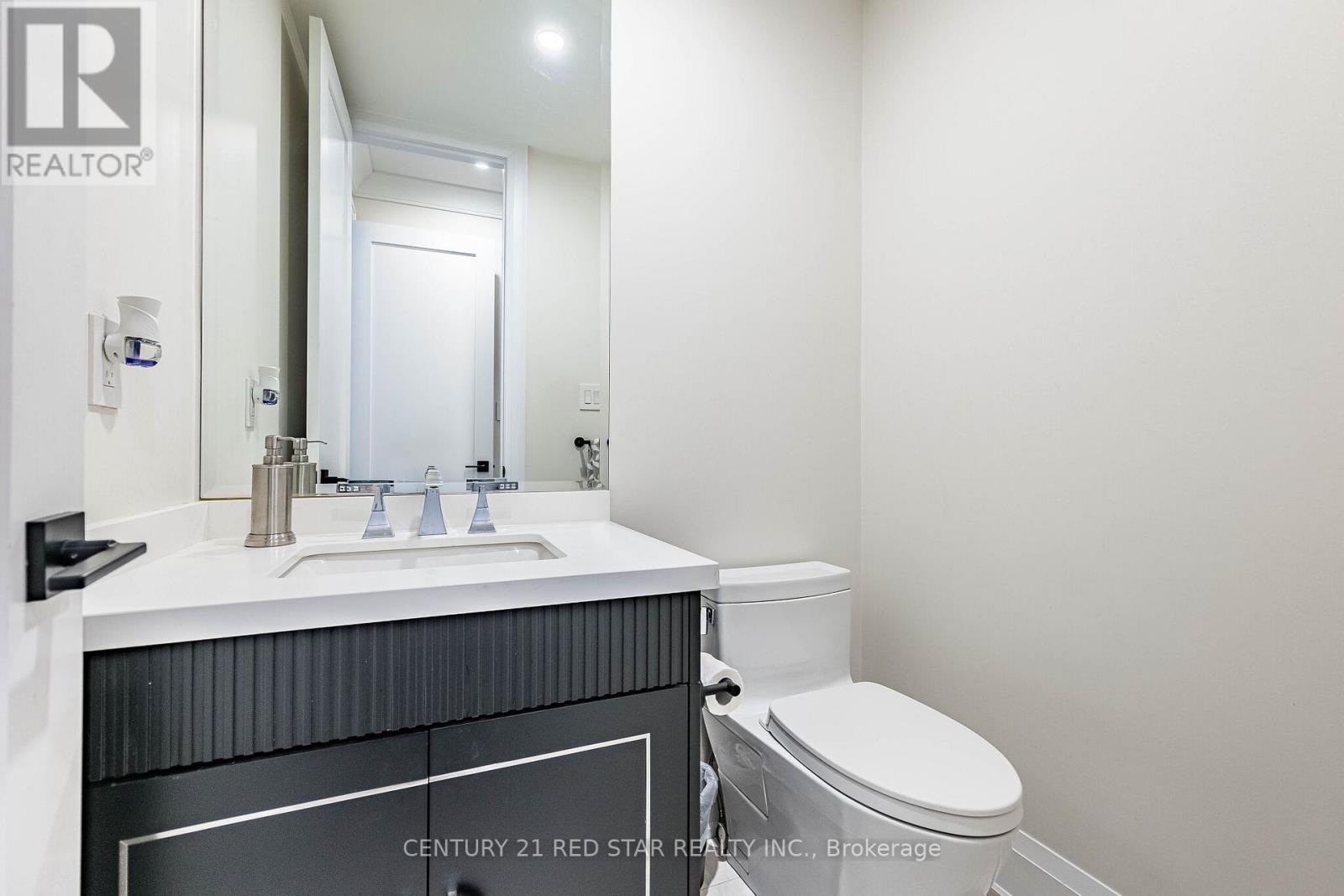 396 Derrydale Drive, Mississauga, ON - Indoor Photo Showing Bathroom