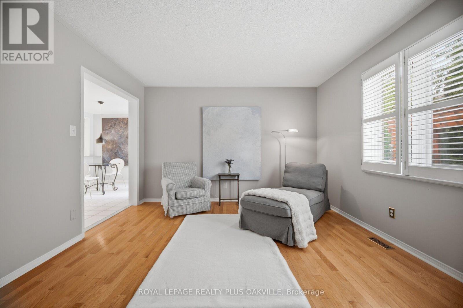 5882 Cornell Crescent, Mississauga, ON - Indoor Photo Showing Other Room