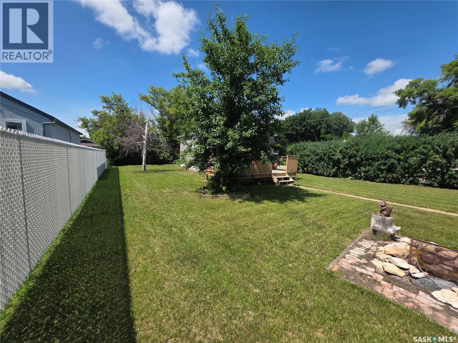 802 O Avenue S, Saskatoon, SK - Outdoor