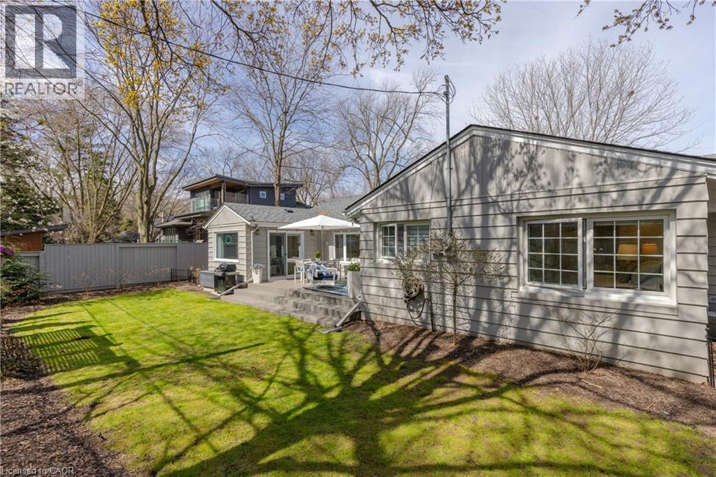 3136 Princess Boulevard, Burlington, ON - Outdoor