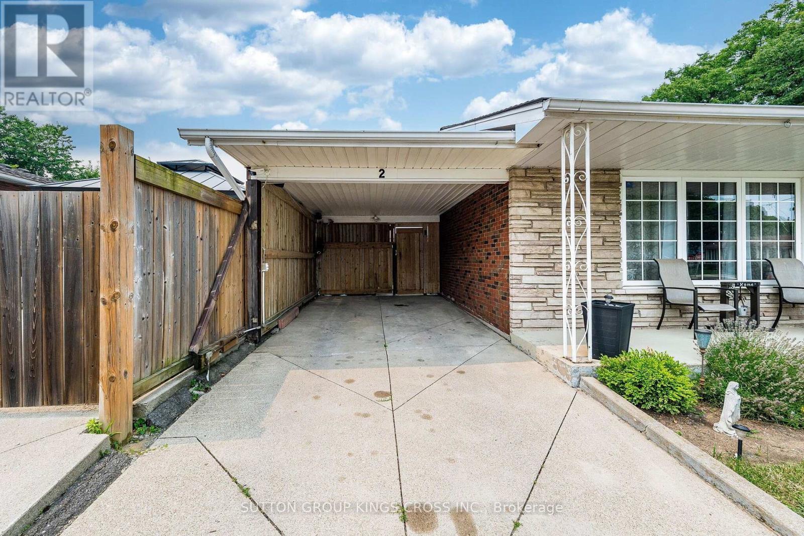 2 Maitland Avenue, Hamilton, ON - Outdoor