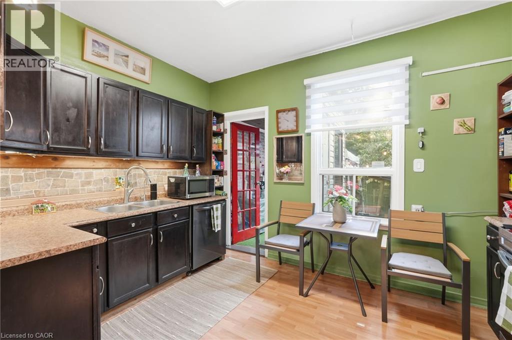 182 Cavell Avenue, Hamilton, ON - Indoor