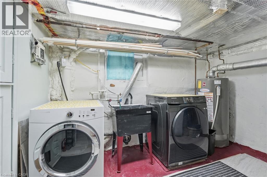 182 Cavell Avenue, Hamilton, ON - Indoor Photo Showing Laundry Room