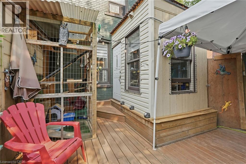 182 Cavell Avenue, Hamilton, ON - Outdoor