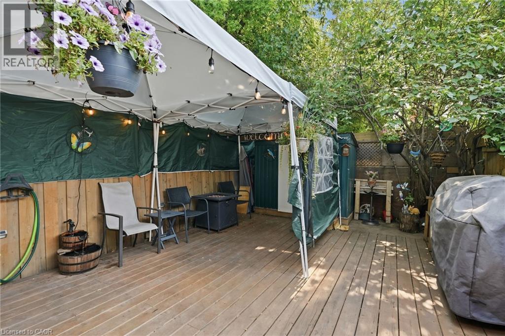182 Cavell Avenue, Hamilton, ON - Outdoor With Deck Patio Veranda