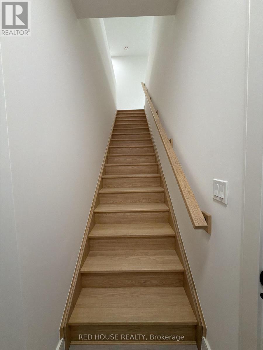 157 Everett Common, St. Catharines, ON - Indoor Photo Showing Other Room