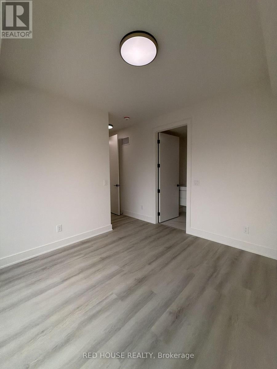 157 Everett Common, St. Catharines, ON - Indoor Photo Showing Other Room
